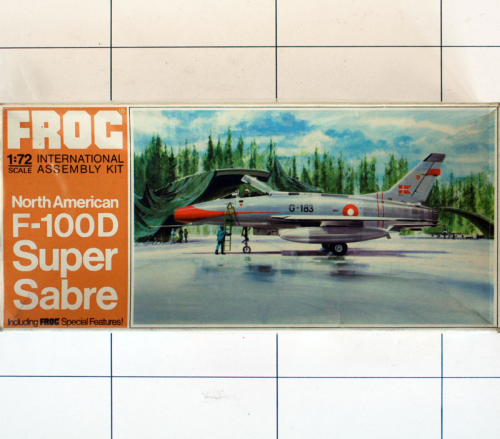 North American F-100D Super Sabre, Frog 1:72