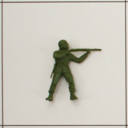 US-Soldat mit Gewehr zielend, oliv