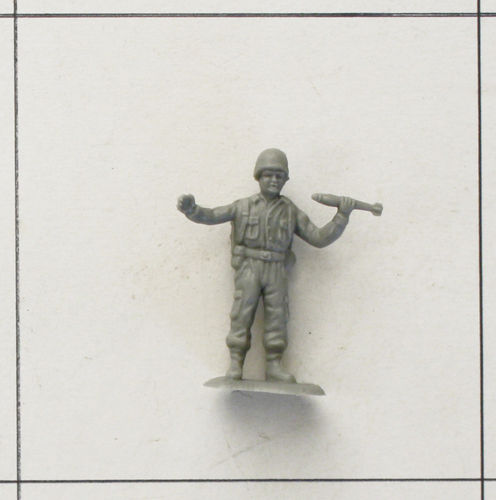 Soldat, Granate hochhaltendt, gau, Infanterie Serie 1, Heinerle