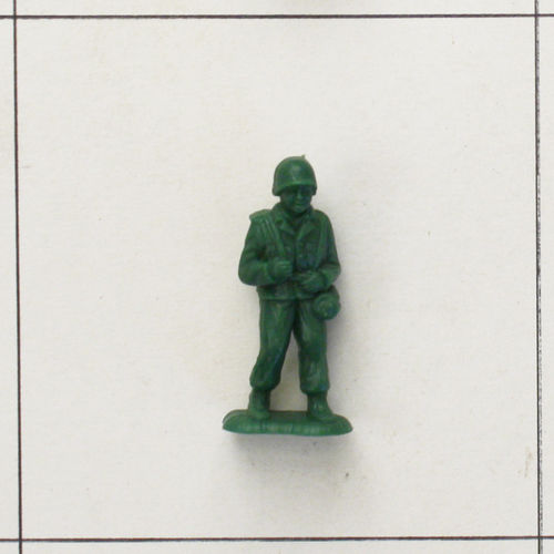 Soldat, stehend mit Marschgepäck und MP, grün, Infanterie Serie 2, Heinerle