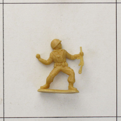 Soldat, Handgranate werfend, mit MP, beige, Infanterie Serie 2, Heinerle