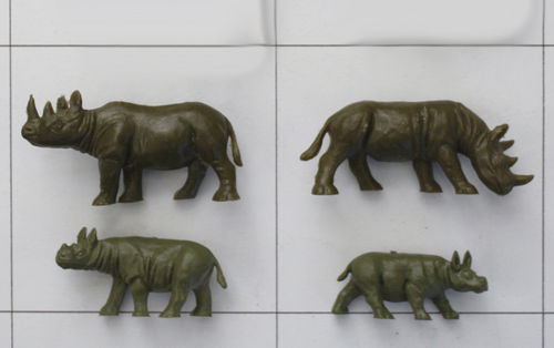 4 x Nashorn, Grautöne, Texas-Ranch, Wildtiere aus aller Welt